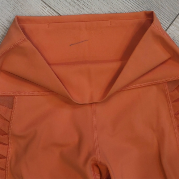 Lululemon Athletica Sunshine Salutation Bright Coral Cropped Leggings - Picture 9 of 10